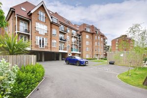 Rear External- click for photo gallery